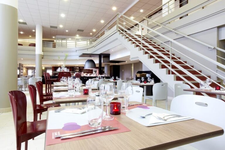 Restaurant Campanile Paris Est-Porte de Bagnolet à Bagnolet, France — photo 1