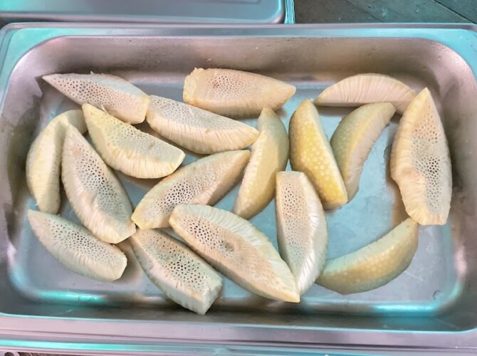 Restaurant Comorien LYDY à Marseille, France