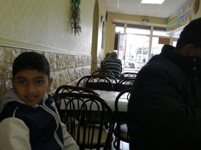 Restaurant d’Angleterre à La Courneuve, France