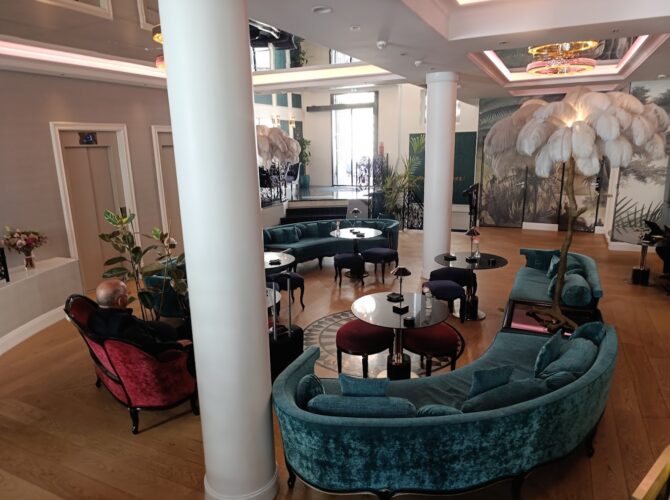 Restaurant j’Adore ! à Paris, France