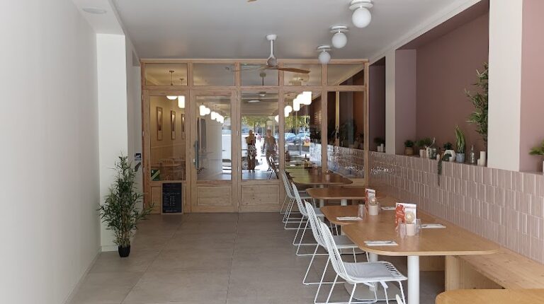 Restaurant Kimi coffee à Castres, France — photo 1