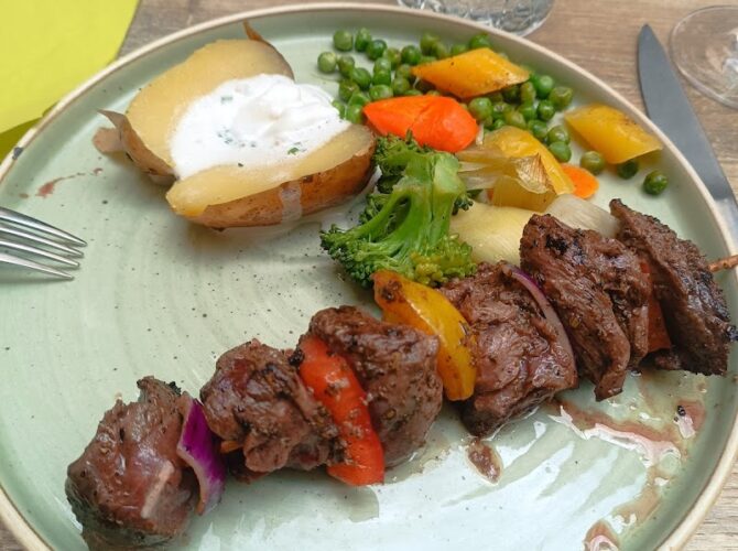 Restaurant Le Devant à Clermont-Ferrand, France