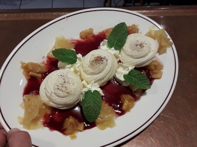 Restaurant Le Marigny à Montereau-Fault-Yonne, France