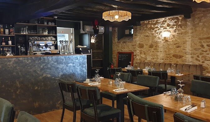 Restaurant le naly à Viry-Châtillon, France