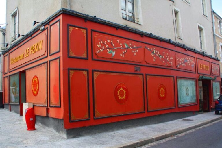 Restaurant le Pekin à Laval, France — photo 1