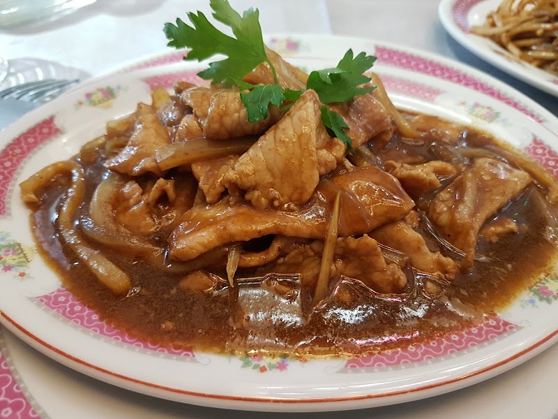 Restaurant le Pekin à Laval, France — photo 2
