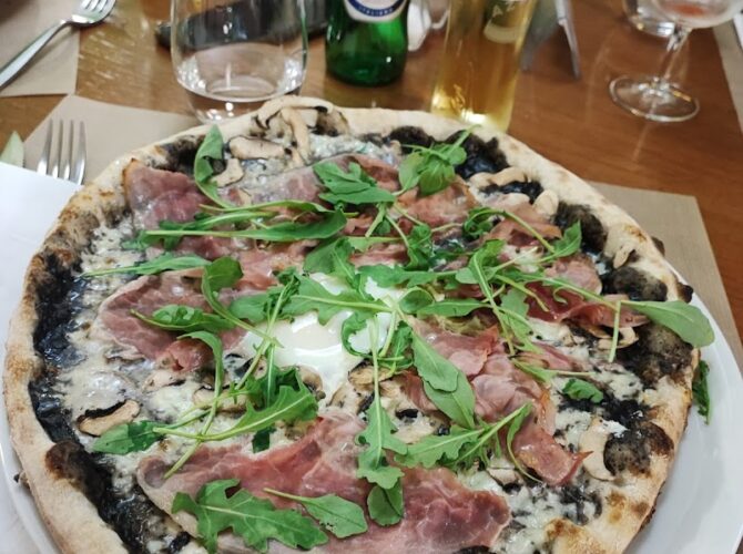 Restaurant Pizzeria Corino à Montereau-Fault-Yonne, France