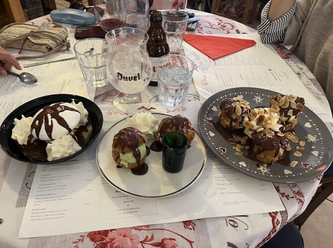 Restaurant pizzeria La Marie-Jeanne à Allevard, France