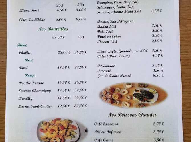 Restaurant Saint Cyrille à Paris, France