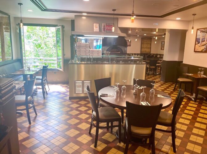 Restaurant Santa Monica à Paris, France