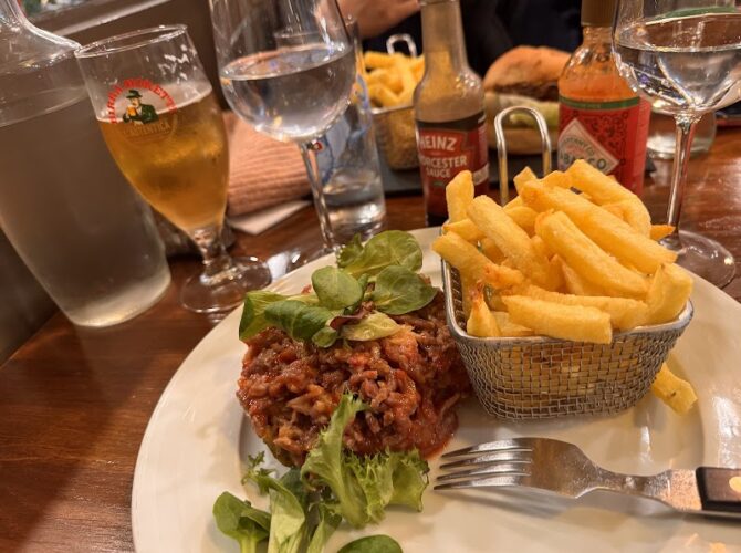 Restaurant Santa Monica à Paris, France