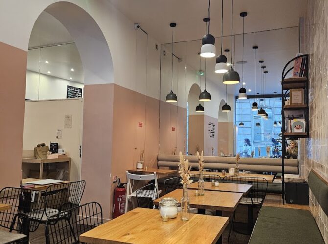 Restaurant Sœurs Paris à Paris, France