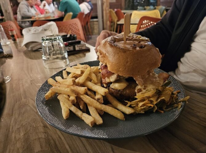 Restaurant Resto L’Idéal à Lathuile, France