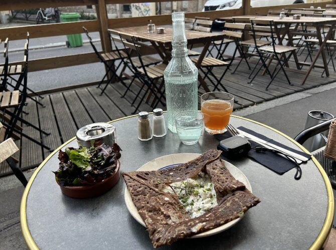 Restaurant ROND – Sarrazin et Calvados – à Paris, France
