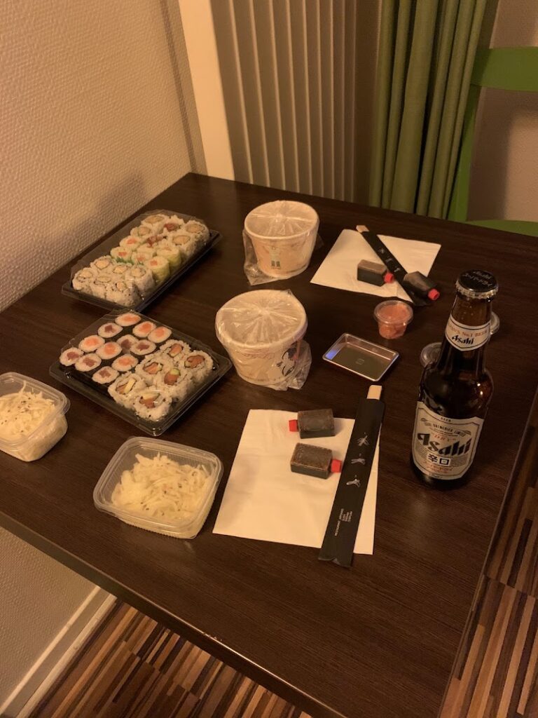 Restaurant S-SUSHI à Lyon, France