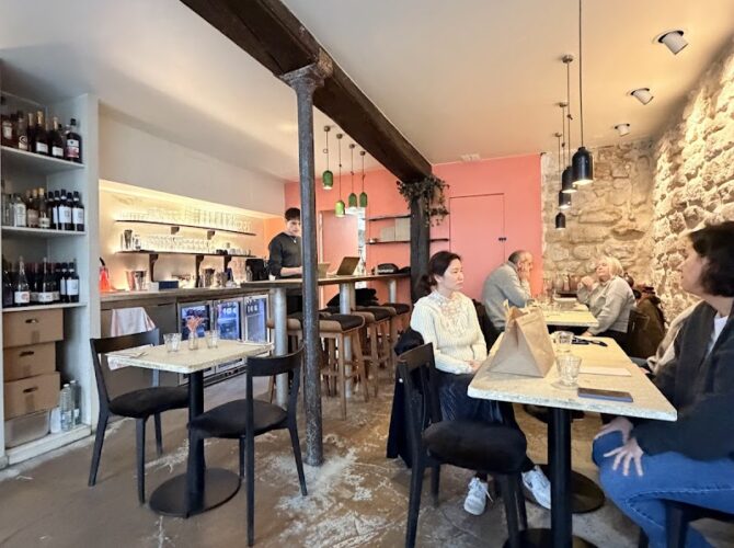 Restaurant Salōn à Paris, France