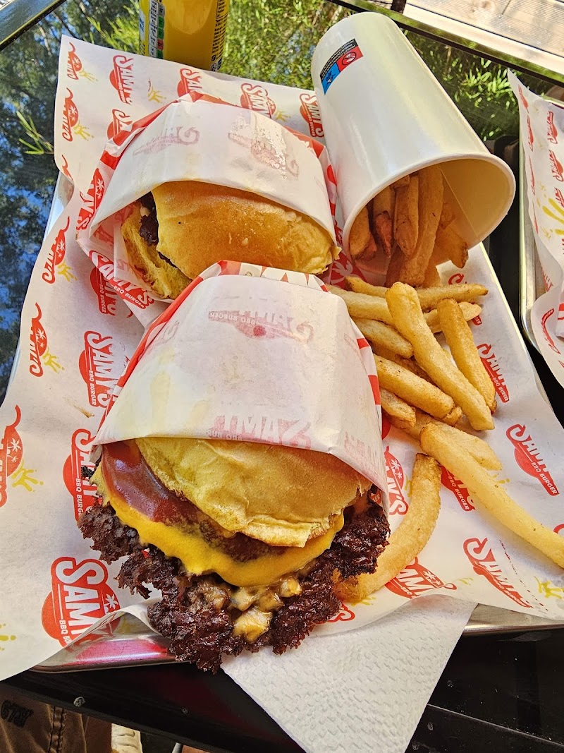 Restaurant SAMY’S BBQ BURGER 20 à Paris, France — photo 3