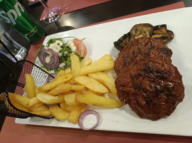 Restaurant SKY 28 à Forest, Belgique