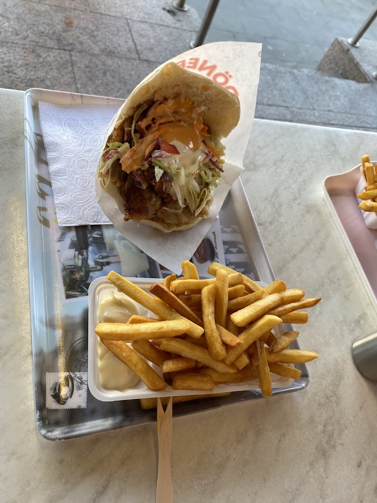 Snack Doy-Doy Restaurant Turc Sàrl Harput à Luxembourg (Ville), Luxembourg