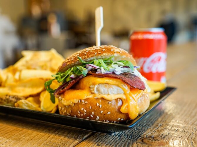 Restaurant So Square à Viry-Châtillon, France