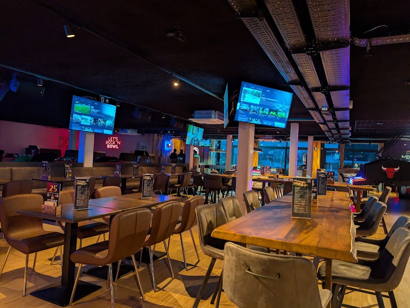 Restaurant Strike Bowling à Hesperange, Luxembourg