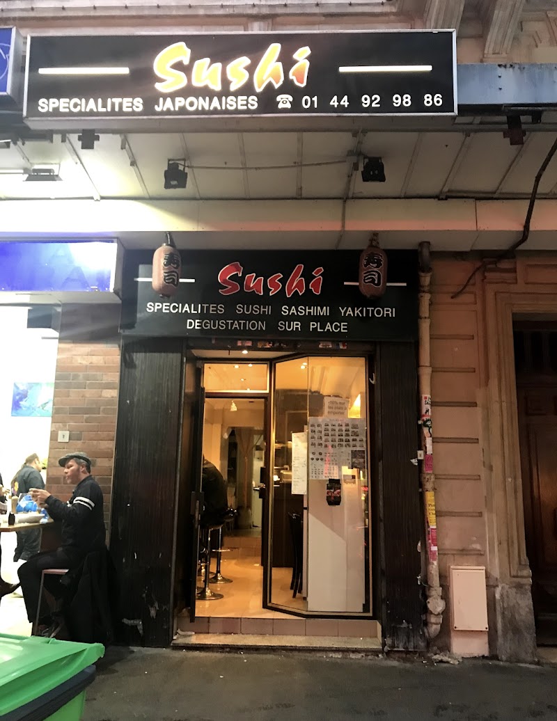 Restaurant Sushi Specialites Japonaises à Paris, France