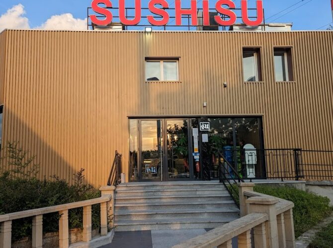 Restaurant Sushisu à Les Ulis, France