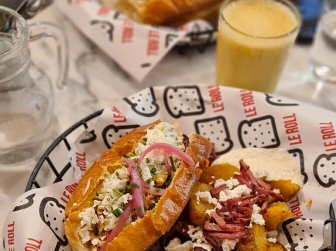 Restaurant The Roll – Brioche Bun Sandwiches à Toulouse, France