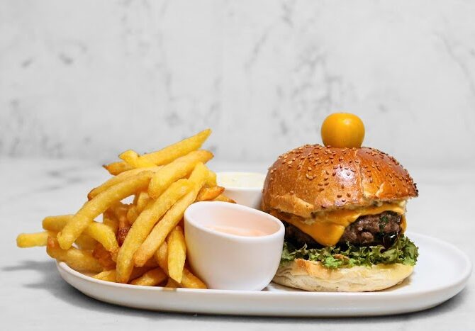 Restaurant Tina Italian Food à Bagnolet, France