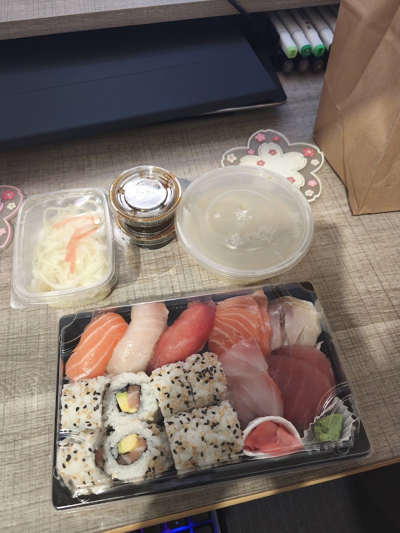 Restaurant Tokyo Sakanaya ( rue guy moquet ) à Paris, France — photo 3