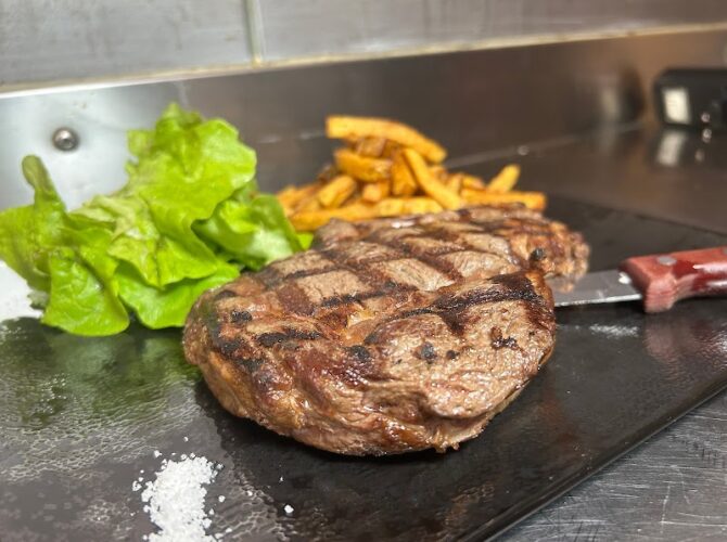 Restaurant Tonton Gust Puget-sur-Argens à Puget-sur-Argens, France