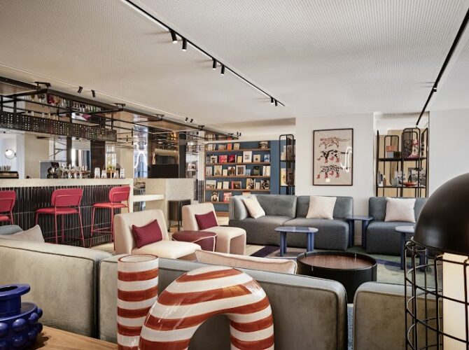 Restaurant Tribe Paris Pantin à Pantin, France