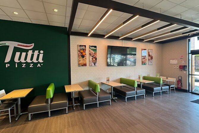 Restaurant Tutti Pizza Olivet à Olivet, France