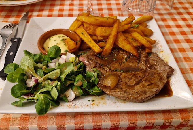 Restaurant Vieux Belleville à Paris, France