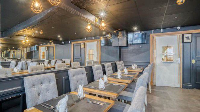 Restaurant Voyage du Palais à Bagnolet, France