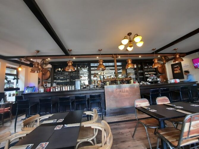 Restaurant Walzstrooss Bar à Differdange, Luxembourg