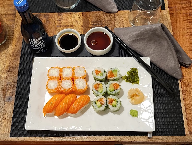 Restaurant WE LOVE SUSHI (Sushi et Plats d’Asie) à Biarritz, France — photo 2