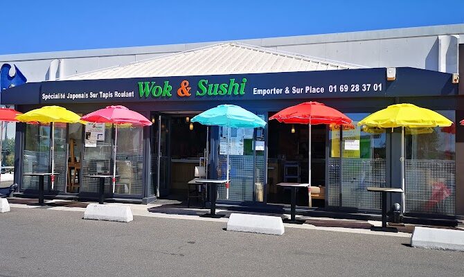 Restaurant Wok Sushi à Les Ulis, France
