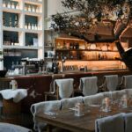 Yaya Secrétan – Restaurant méditerranéen & terrasse par Juan Arbelaez à Paris