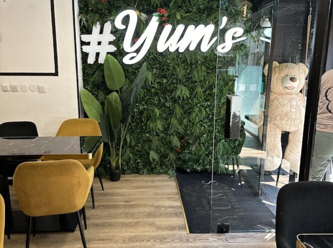 Restaurant YUM’S à Paris, France