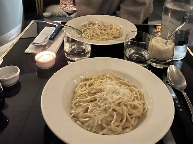 Restaurant ZAZZA à Paris, France