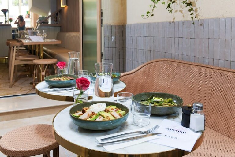 Restaurant Apycem à Paris, France — photo 1