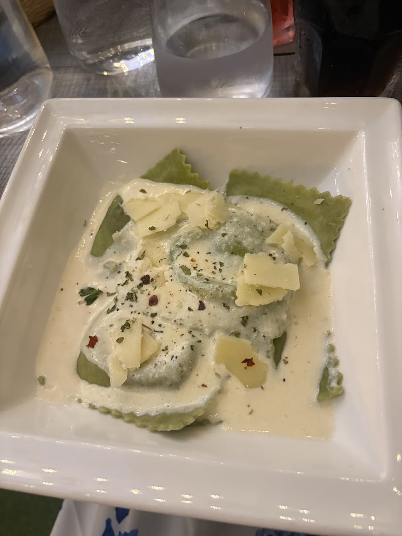 Restaurant Au Bon Endroit à Nîmes, France — photo 3