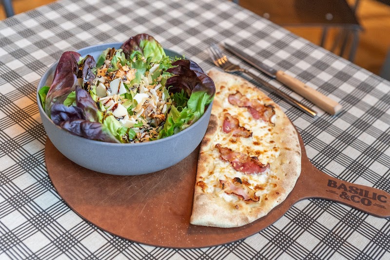 Restaurant Basilic & Co – pizzas de terroirs – Roanne à Roanne, France — photo 2