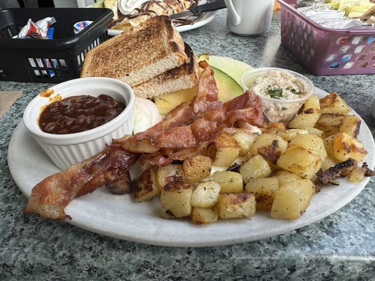 Restaurant Cafe Du Vieux Beloeil inc à Beloeil, Canada — photo 1