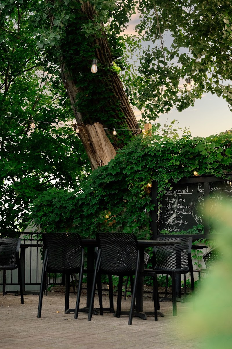 Restaurant Canons! Vins et cuisine gourmande à Beloeil, Canada — photo 2
