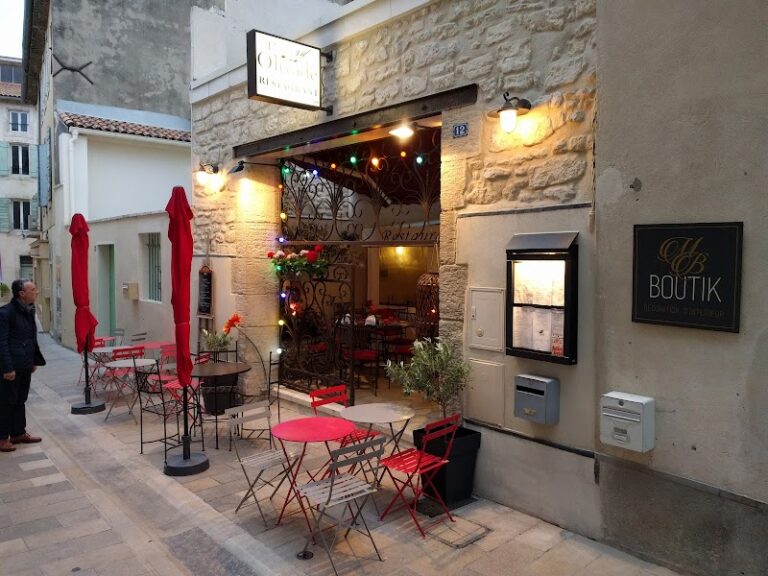 Restaurant Chez L à Saint-Rémy-de-Provence, France — photo 1