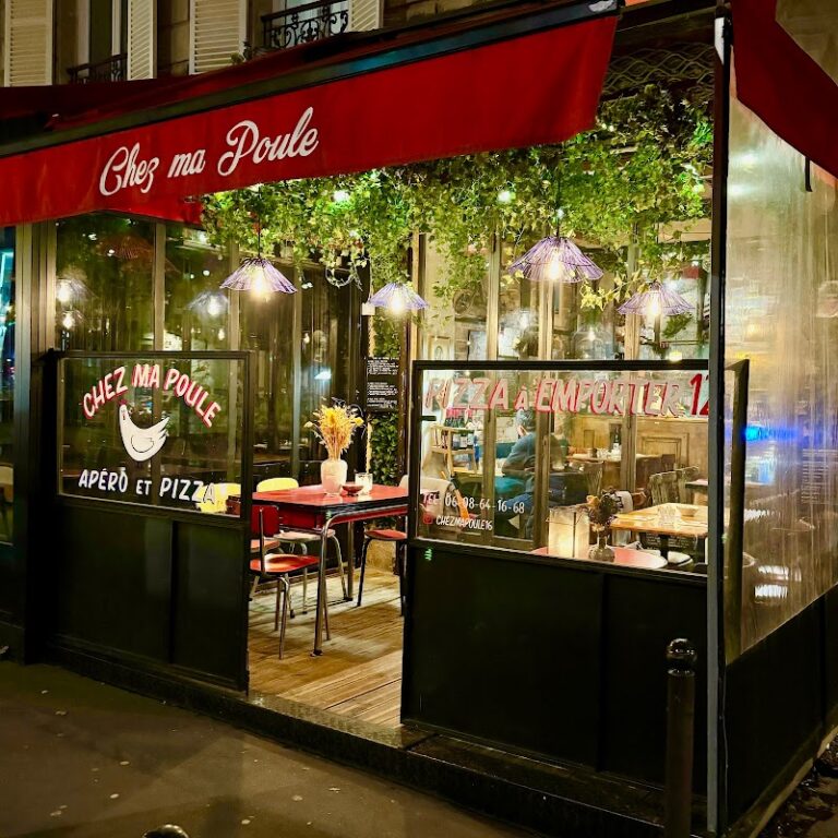 Restaurant Chez ma Poule à Paris, France — photo 1