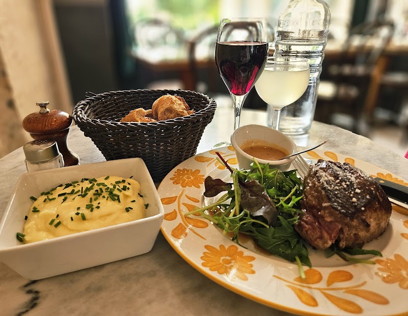 Restaurant Chez Mademoiselle à Paris, France — photo 2