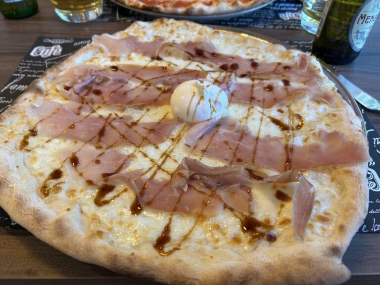 Et Vualà… Menton Restaurant Pizzeria